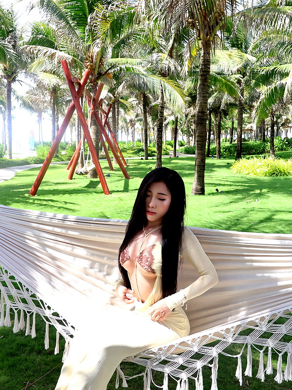 lyhythuedoxinh instagram image archive image