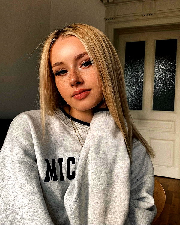 lilih instagram image archive image
