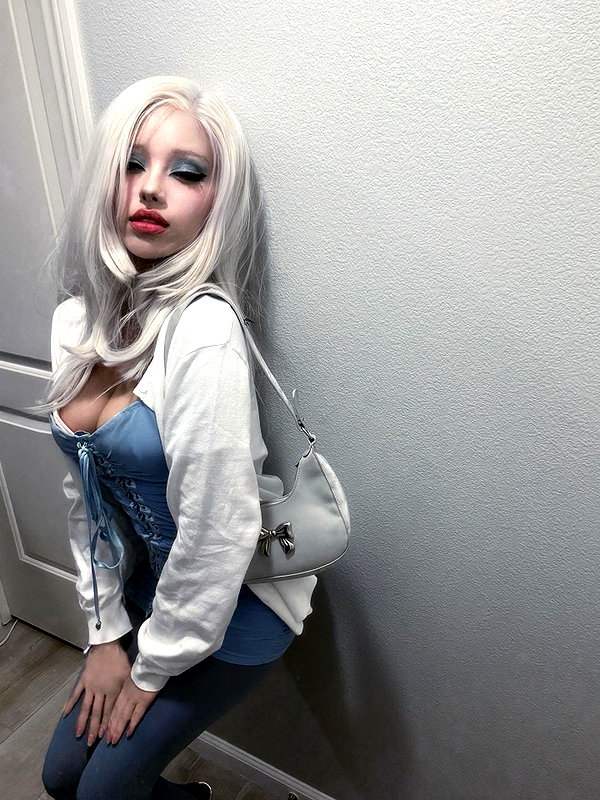 Archived image from @irisinna on Instagram