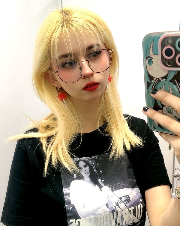 luly1980s instagram image archive image