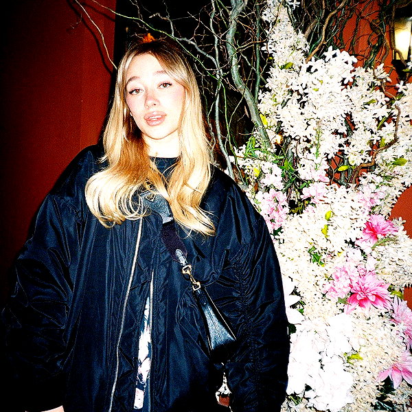 avestanova instagram image archive image
