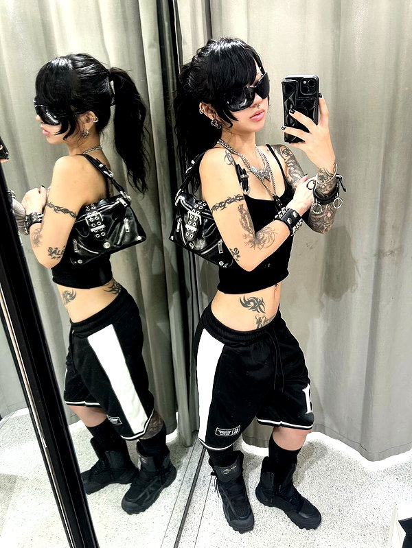 biohazard.g1rl instagram image archive image