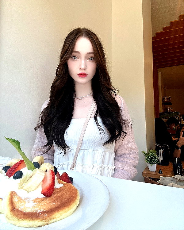 1uvgabi instagram image archive image