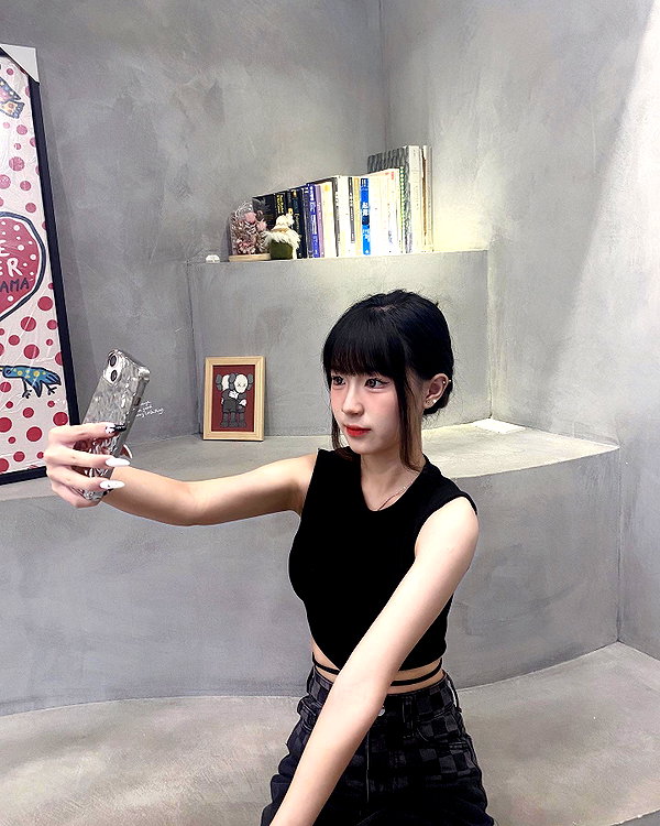 52._.0921 instagram image archive image