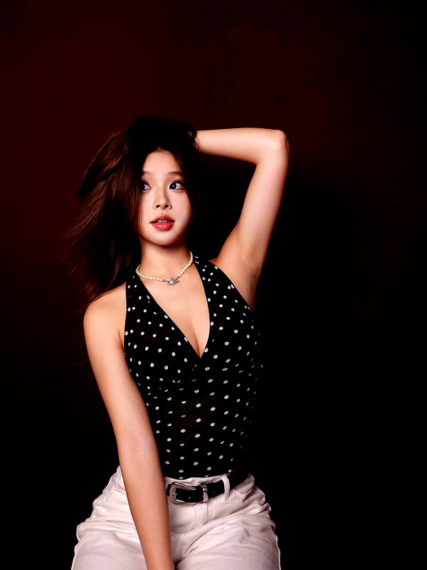 e.shao_417 instagram image archive image