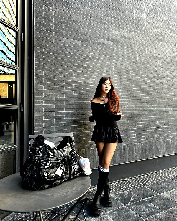 is2tian instagram image archive image