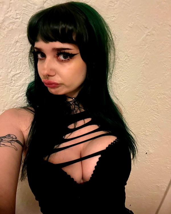 kaitfuckinglyn instagram image archive image