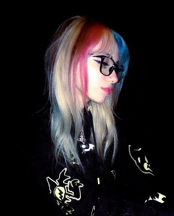 Archived image from @iluvmeww on Instagram