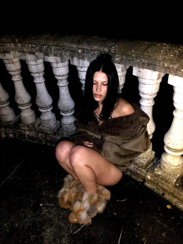 karolinaawasik instagram image archive image