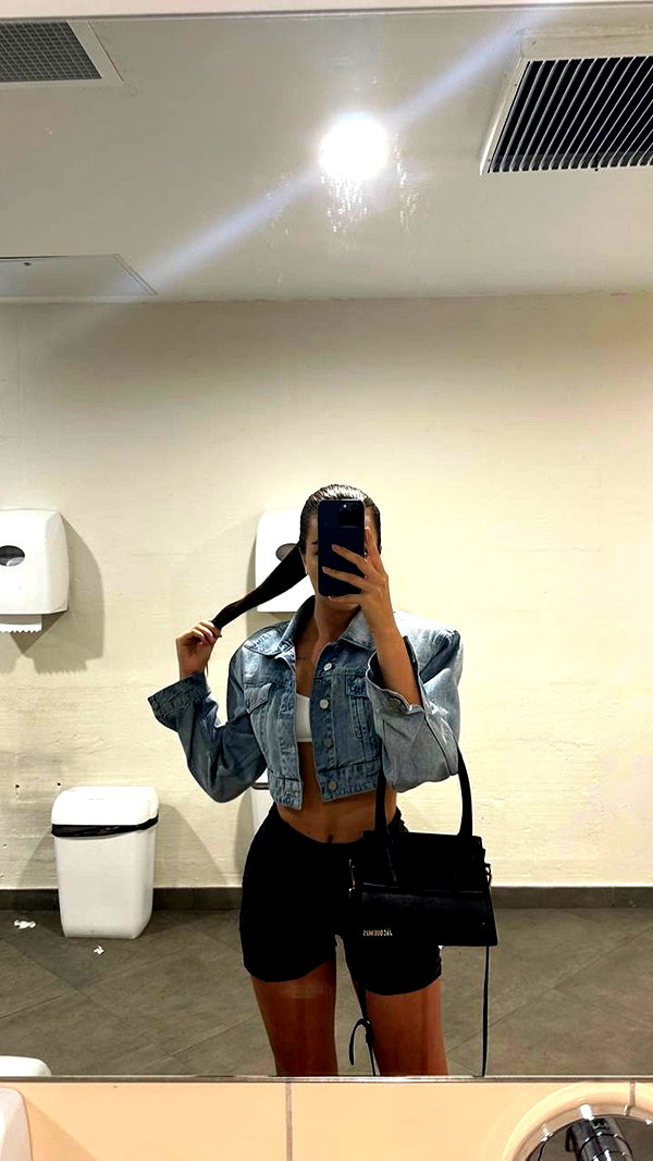 veroni22ka instagram image archive image
