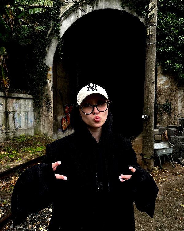 vollkova__ instagram image archive image