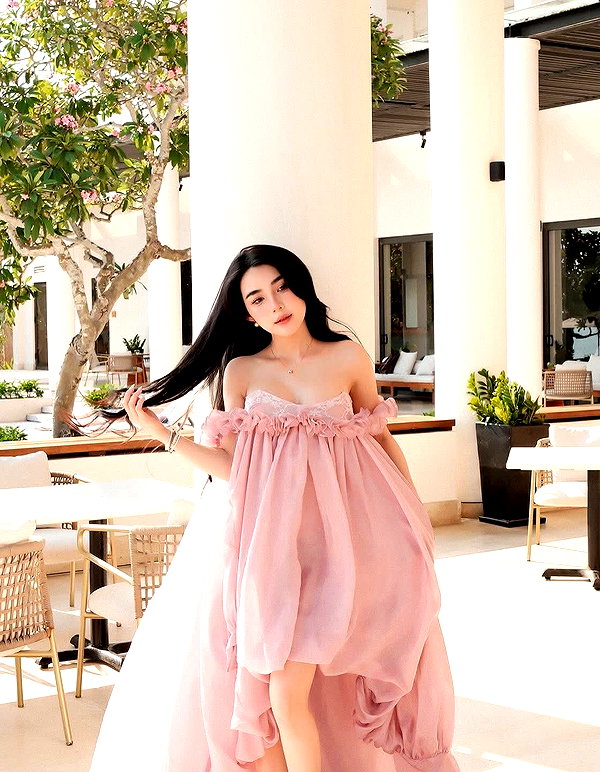 lyhythuedoxinh instagram image archive image