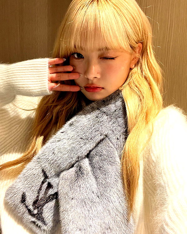 hhh.e_c.v instagram image archive image