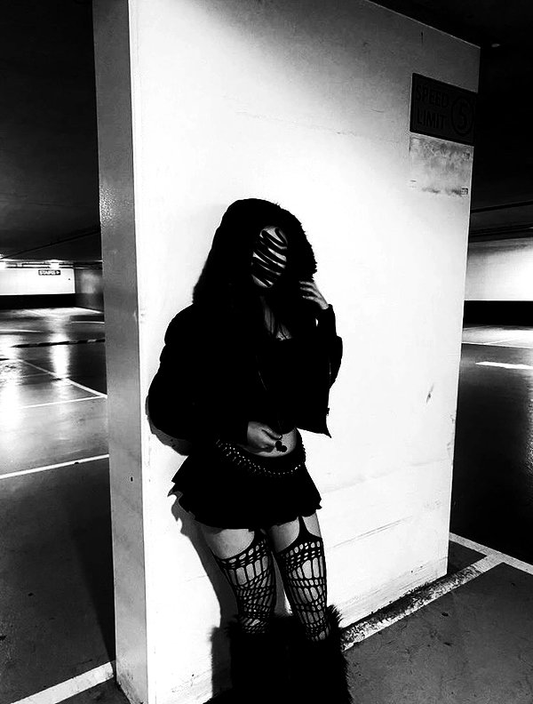 llinathedoll instagram image archive image