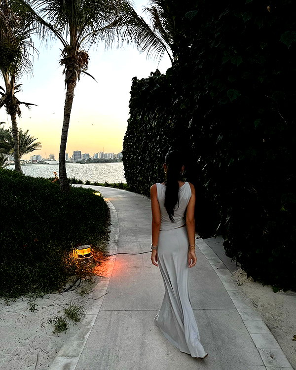 zoeliss instagram image archive image