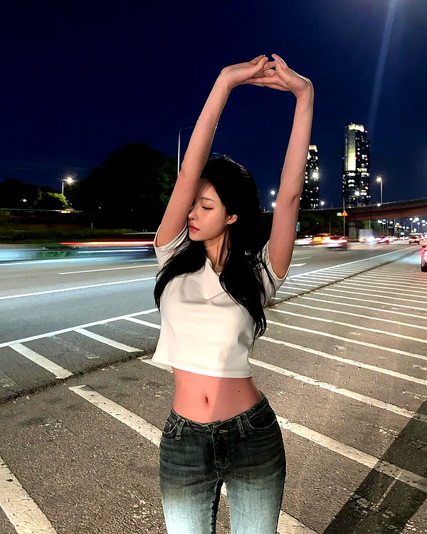 daxbin instagram image archive image