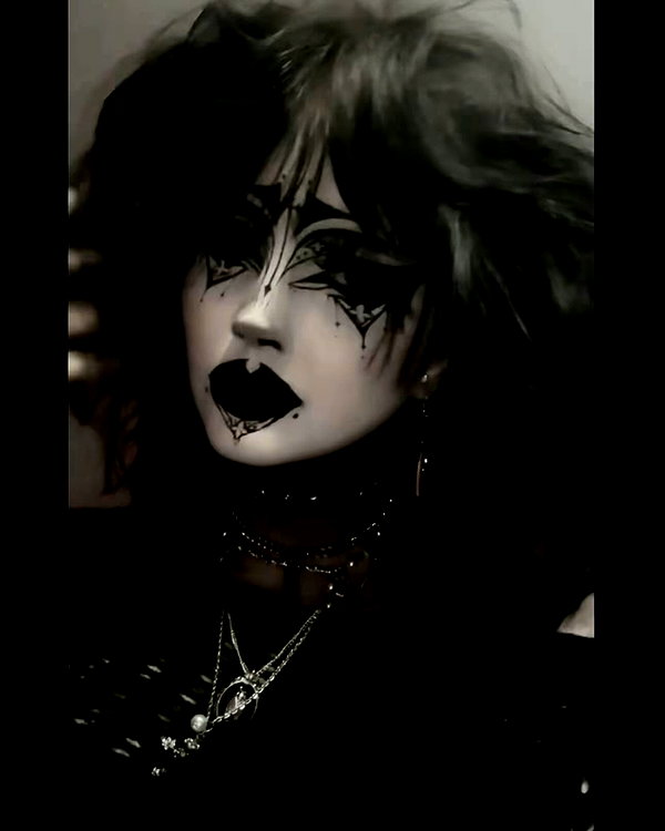 darkblueyoshii instagram image archive image