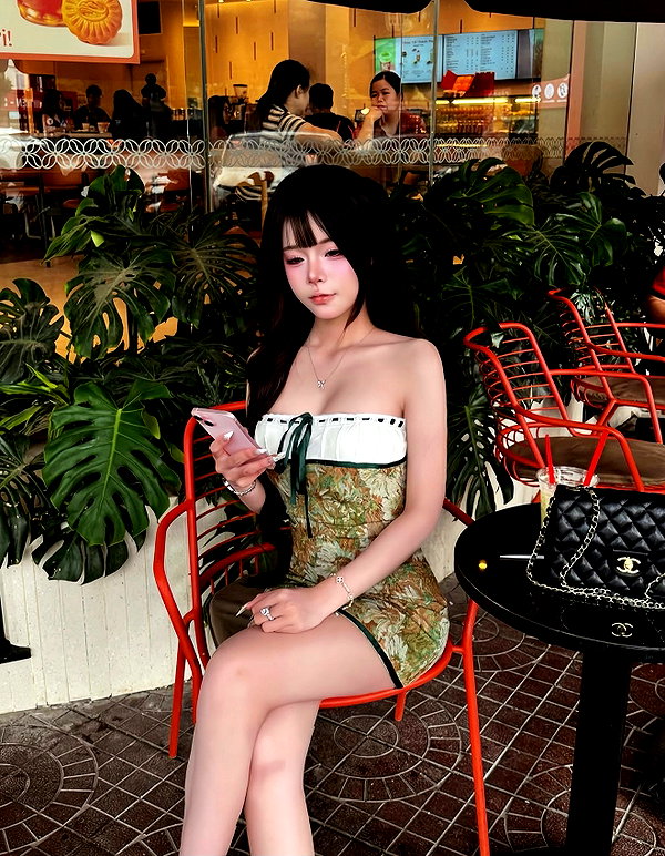 lyhythuedoxinh instagram image archive image