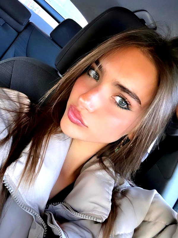 libby_reut instagram image archive image
