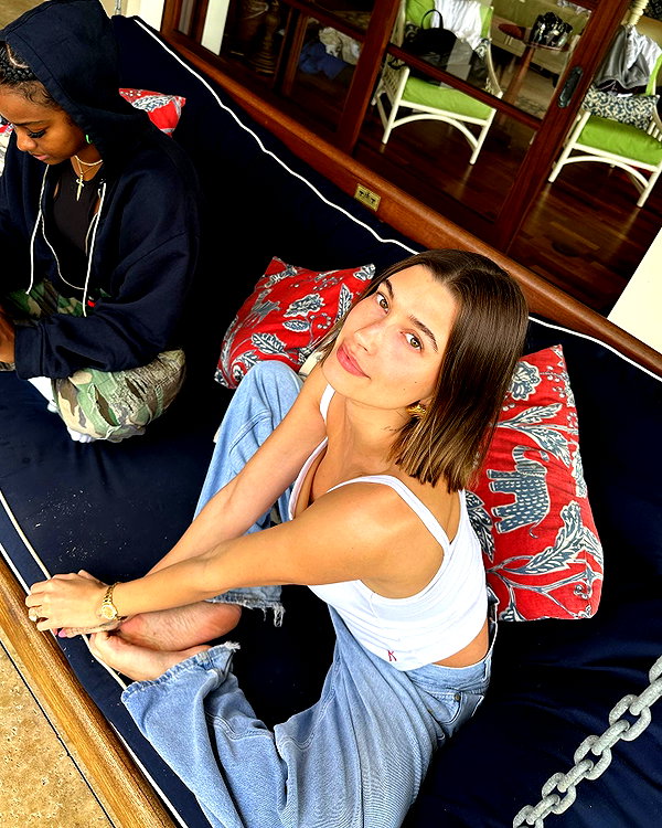 haileybieber instagram image archive image