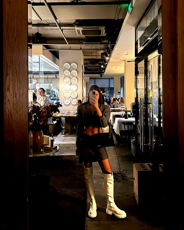 veroni22ka instagram image archive image