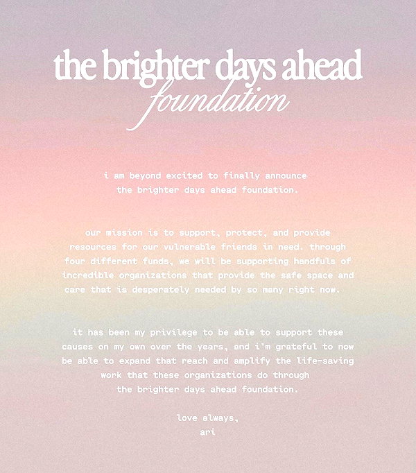 arianagrande instagram image archive image