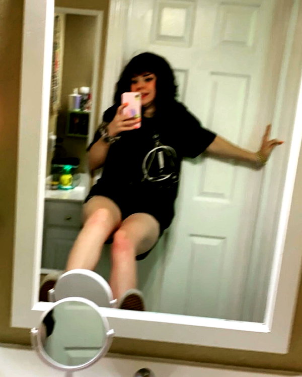 yeahimcaroline instagram image archive image