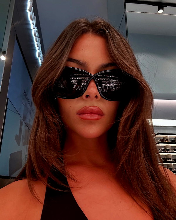oliviaphillipps instagram image archive image