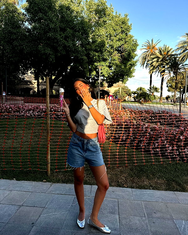 zoeliss instagram image archive image