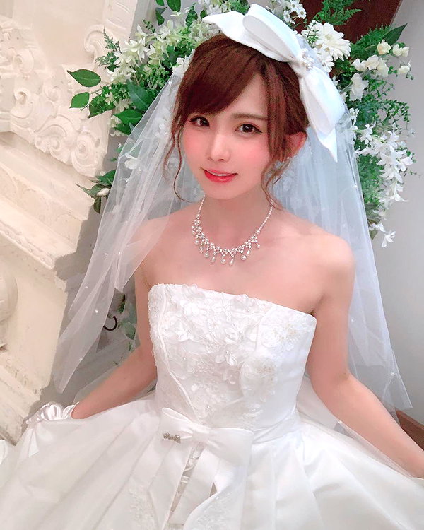 enakorin instagram image archive image