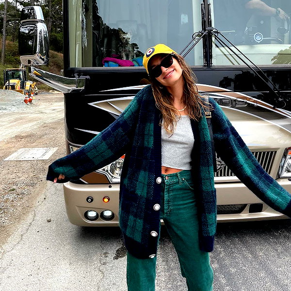 haileybieber instagram image archive image