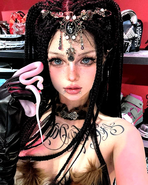 marilyn_damaged instagram image archive image