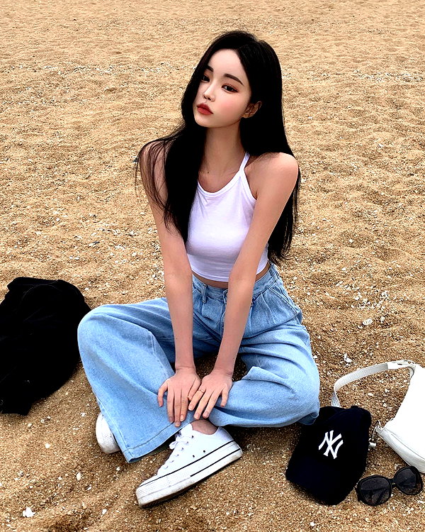 daxbin instagram image archive image