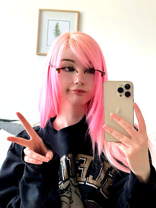 danielle.mercedie instagram image archive image