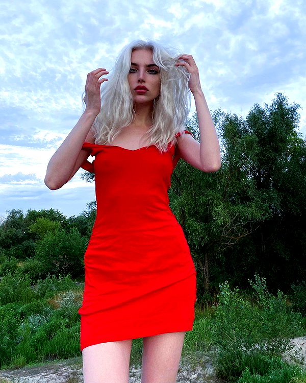 anya4everr instagram image archive image