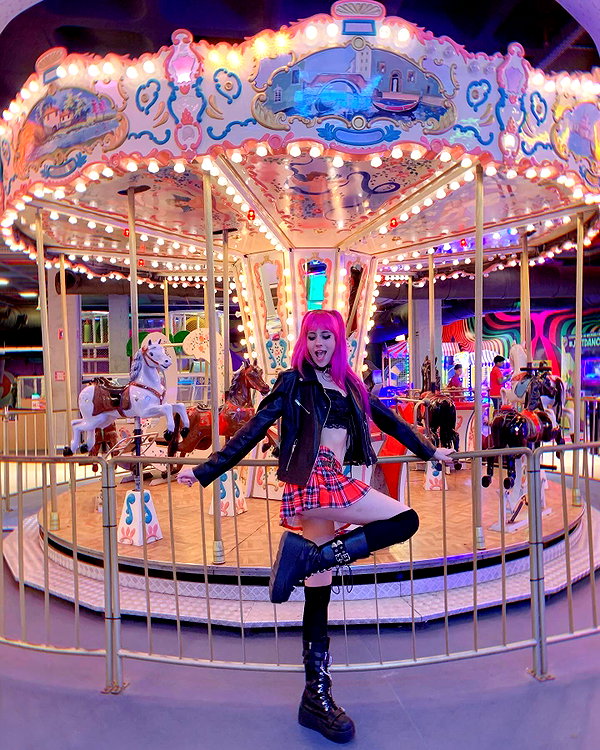 jadelaverne instagram image archive image