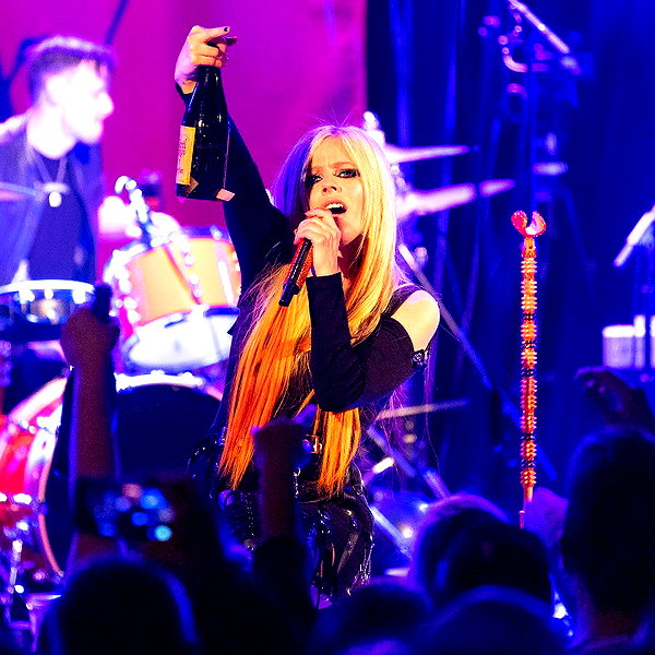 avrillavigne instagram image archive image