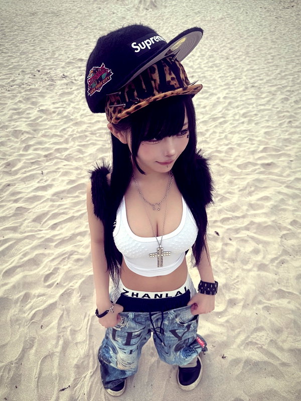 9unxx7 instagram image archive image