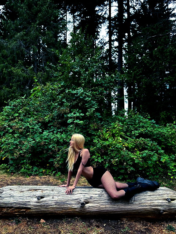 maria_domark instagram image archive image