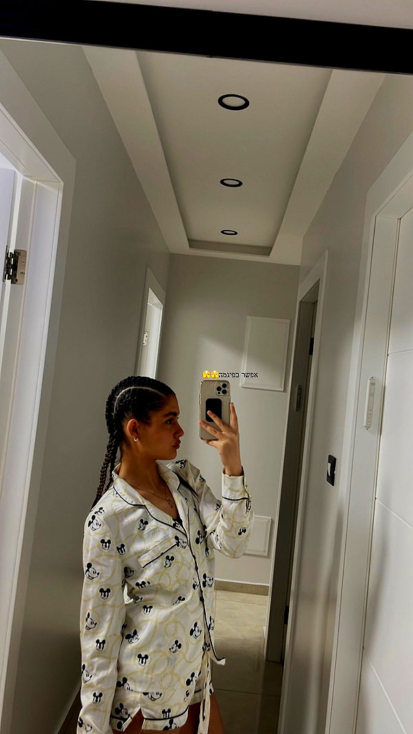 yuvalhazan___ instagram image archive image