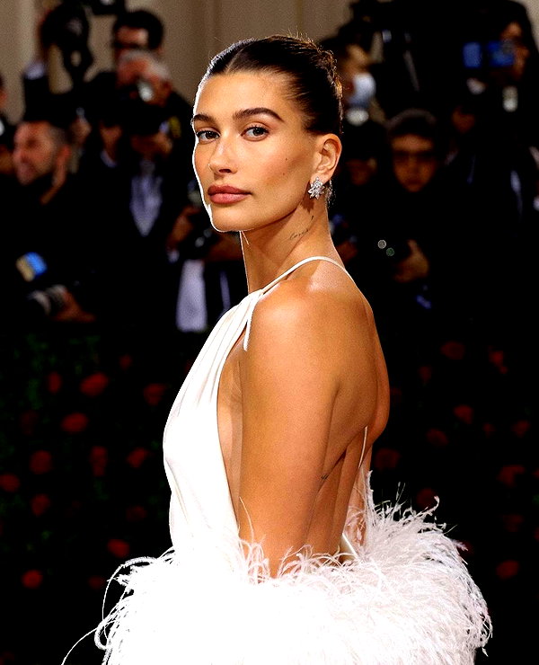 haileybieber instagram image archive image