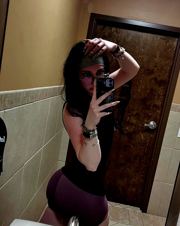 letsplayhappy_ instagram image archive image