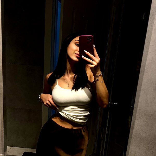 marii.a_v instagram image archive image
