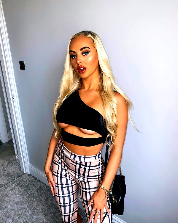 rhiannonbluee instagram image archive image
