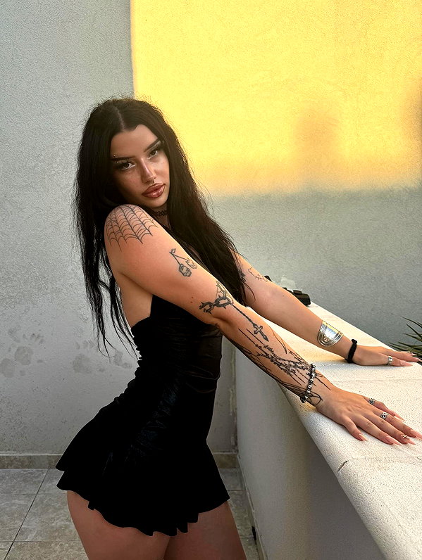 shawtysuzi instagram image archive image