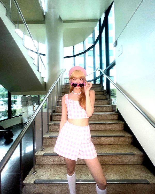 hhh.e_c.v instagram image archive image