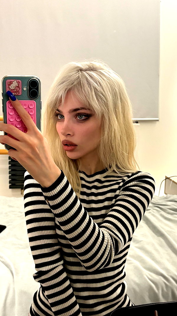alien.hanna instagram image archive image