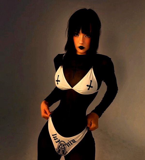 Archived image from @deadangelfiles on Instagram