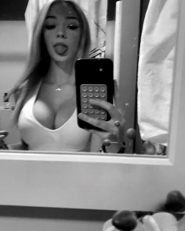 avadxwns instagram image archive image