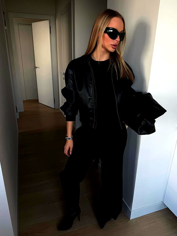 kkwwwv instagram image archive image